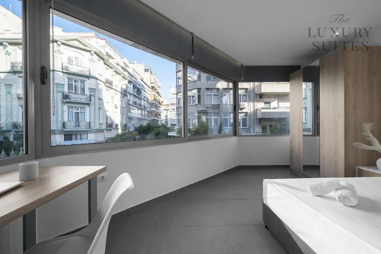 Florence, The Luxury Suites Selanik